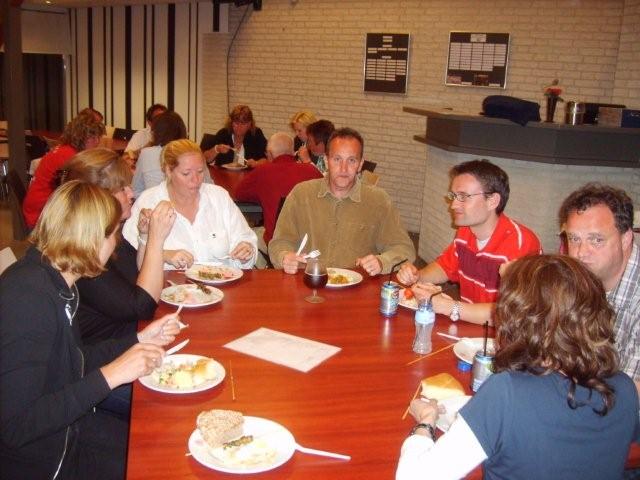 18. smaakt goed!.jpg